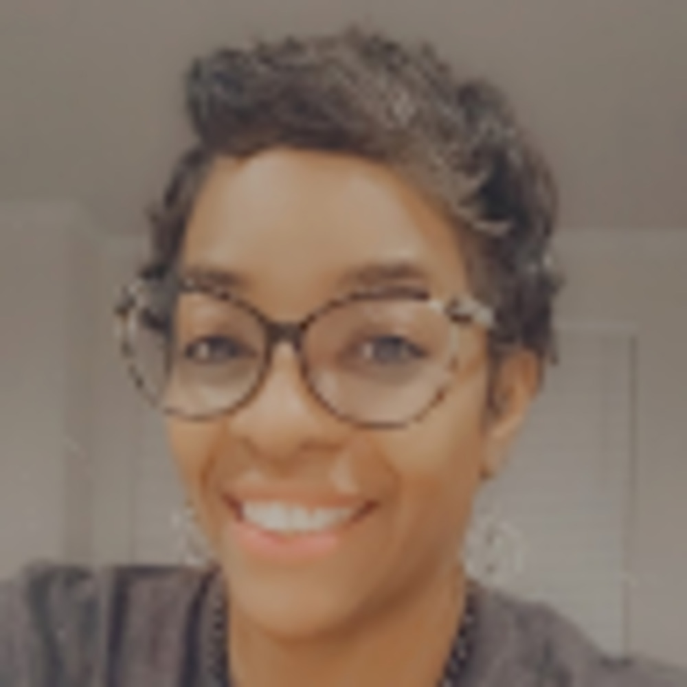 Meet your Posher, Antoinette